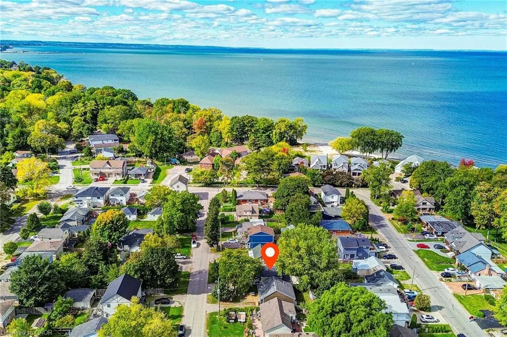 9 Grandview Drive