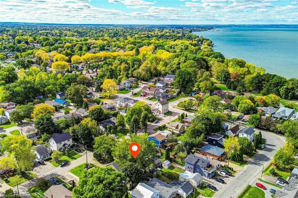 9 Grandview Drive