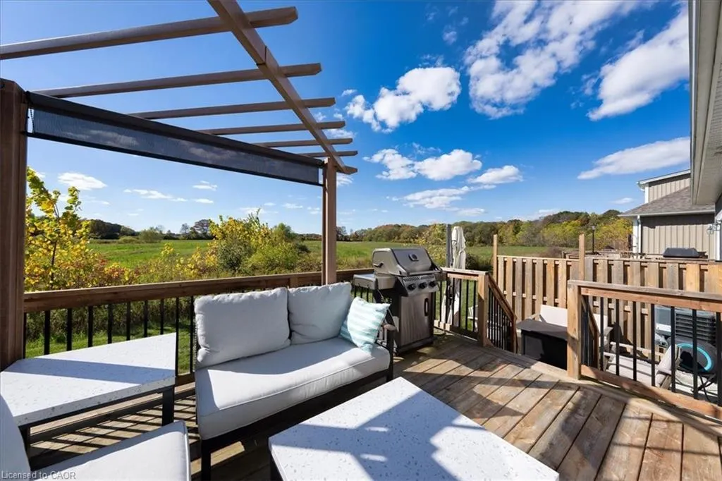 744 Nelson Street W, #9