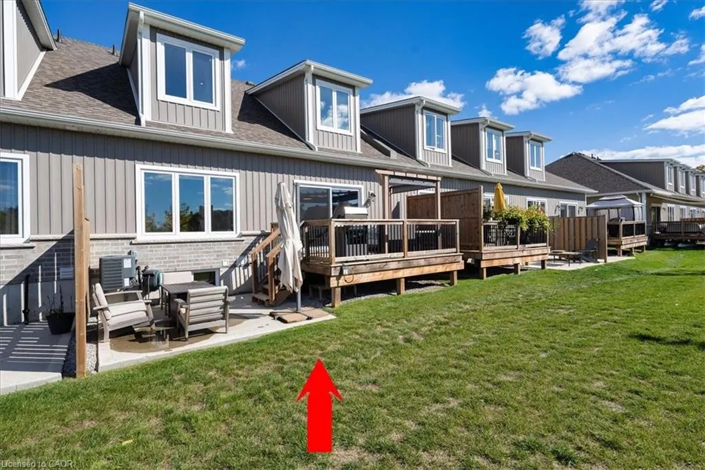 744 Nelson Street W, #9