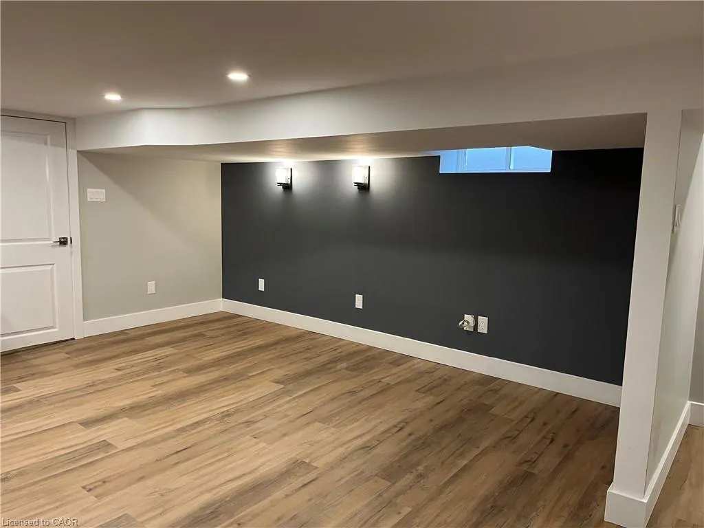 23 Rosemont Avenue, #Basement