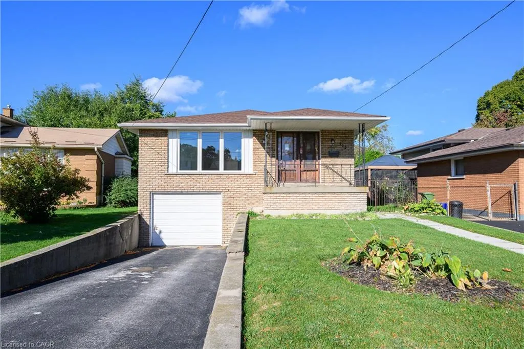 112 Purdy Crescent