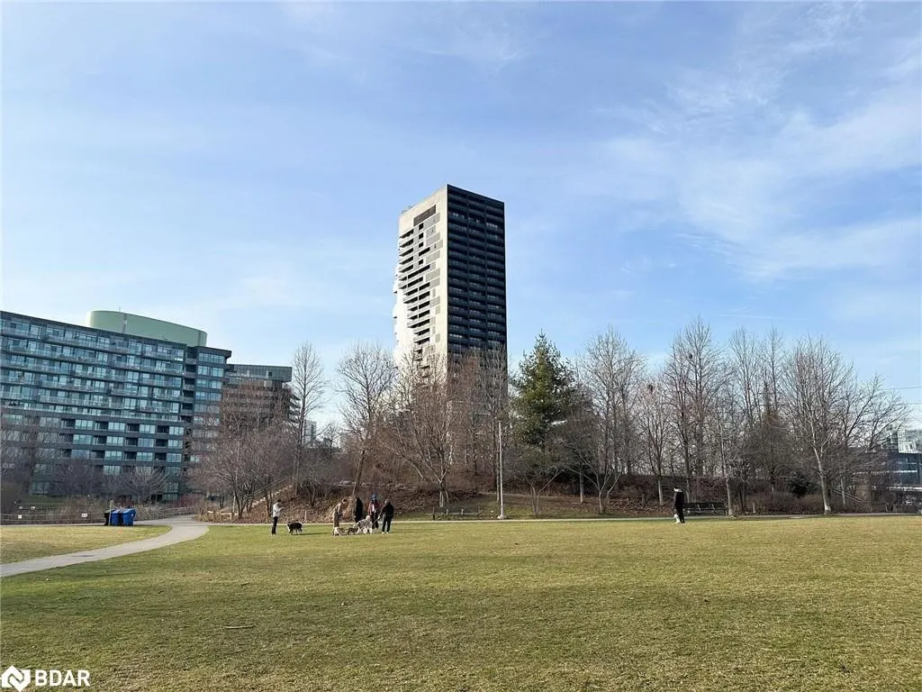 170 Bayview Avenue, #2104