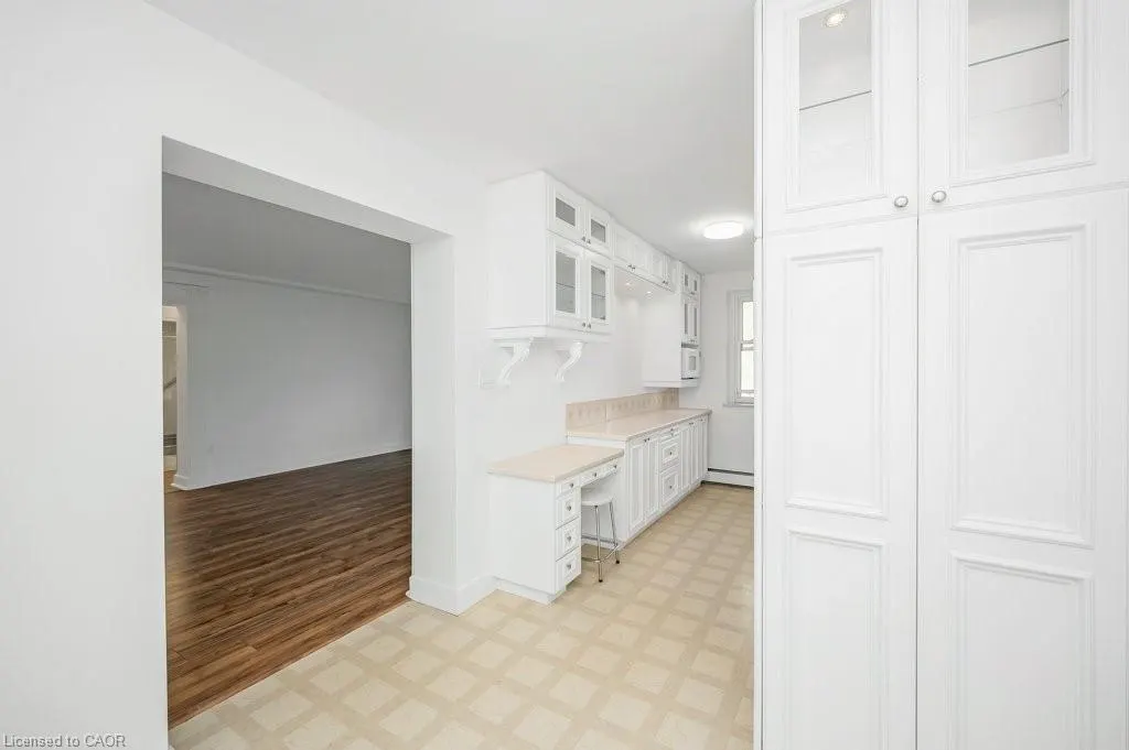 9 Grant Boulevard, #201