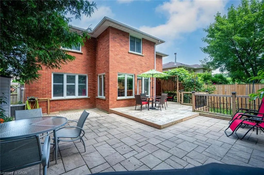 7 Chandos Drive