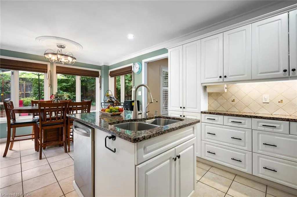 7 Chandos Drive