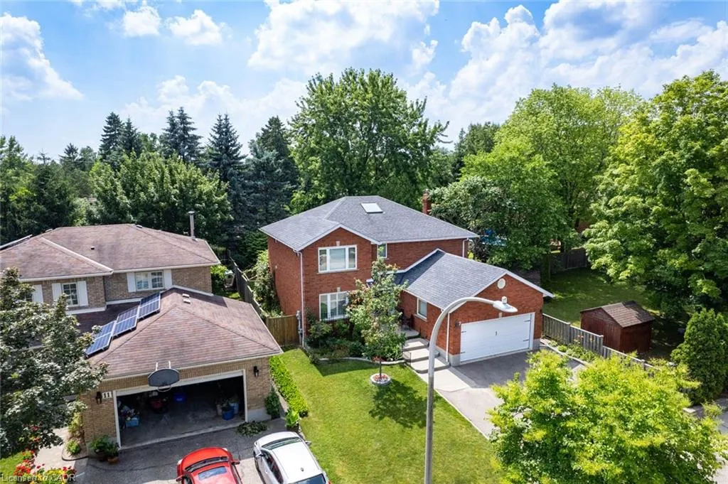 7 Chandos Drive