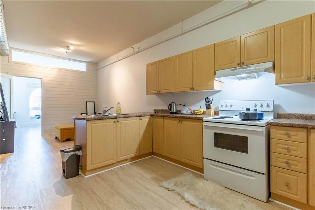 150 Colborne Street E, #405