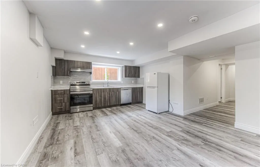 93 Tremaine Drive, #2