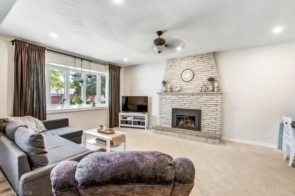 258 Adams Avenue