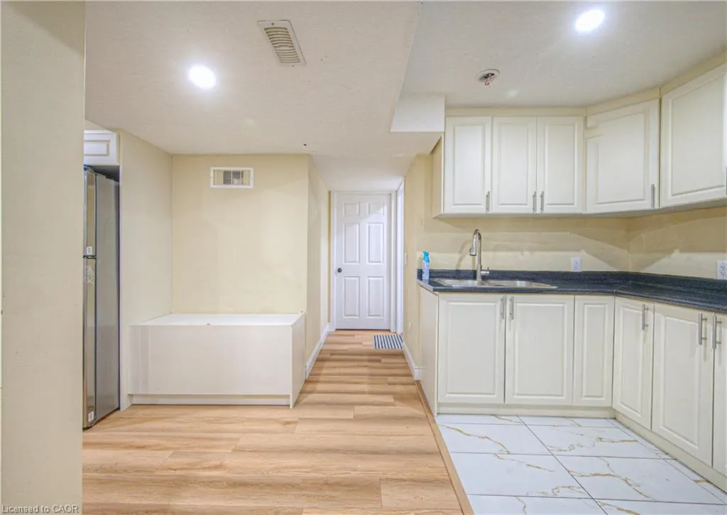 434 Woodbine Avenue