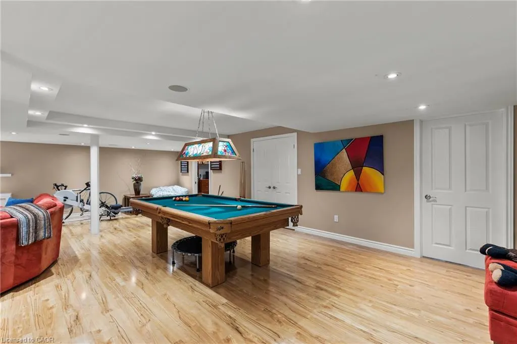 4 Karsam Court