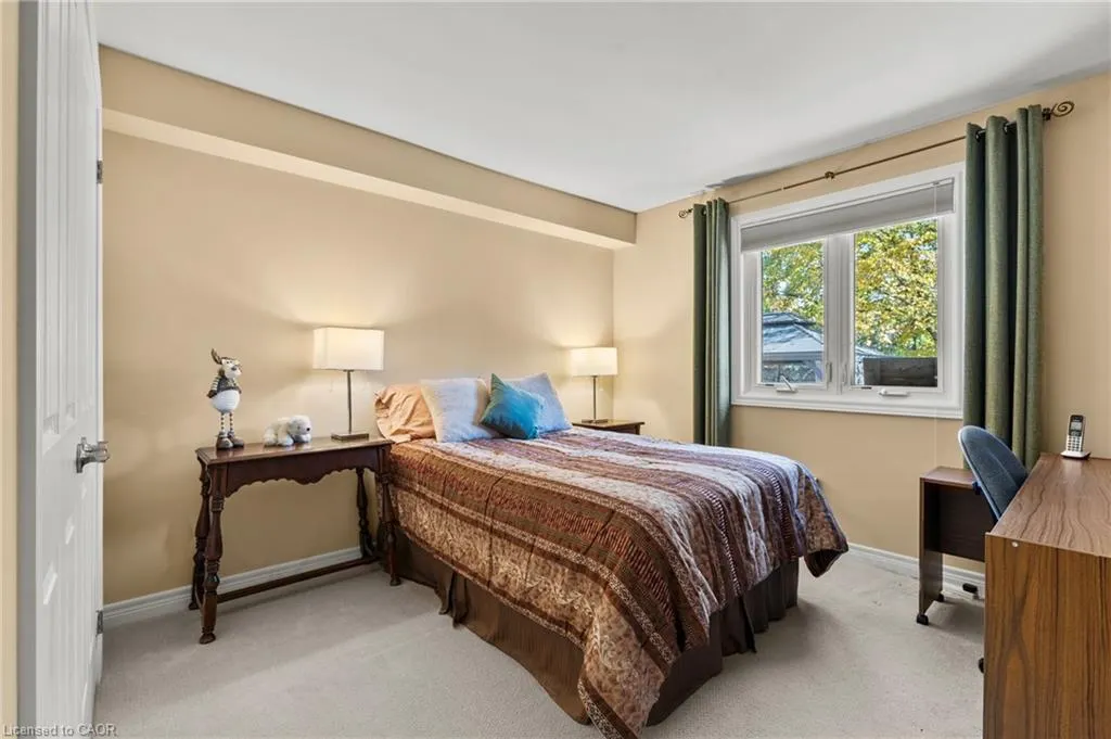 4 Karsam Court