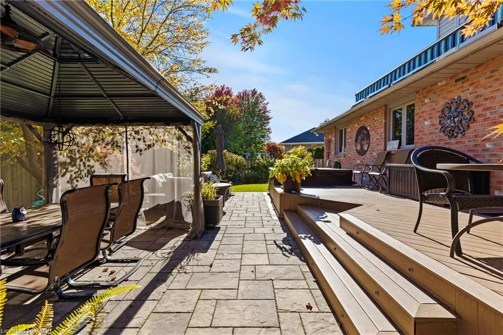 4 Karsam Court