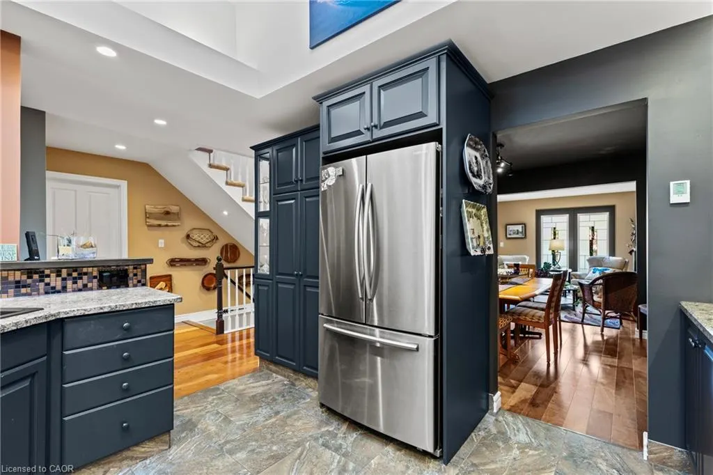 4 Karsam Court