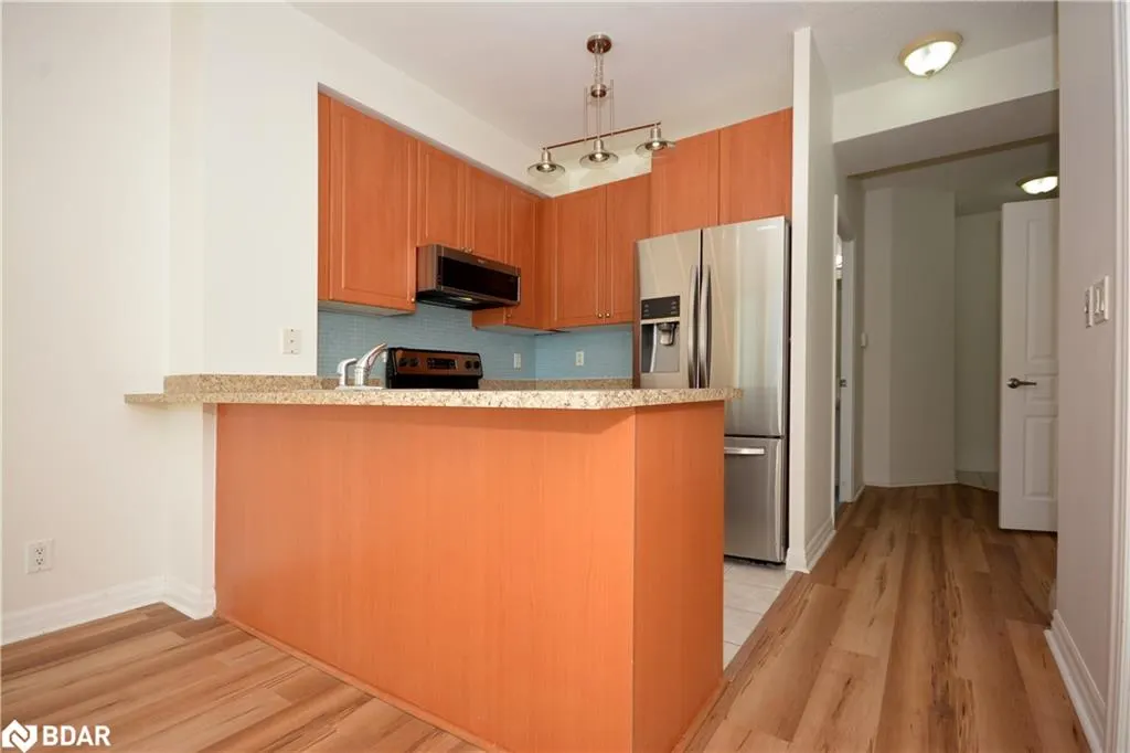220 Burnhamthorpe Road W, #1805