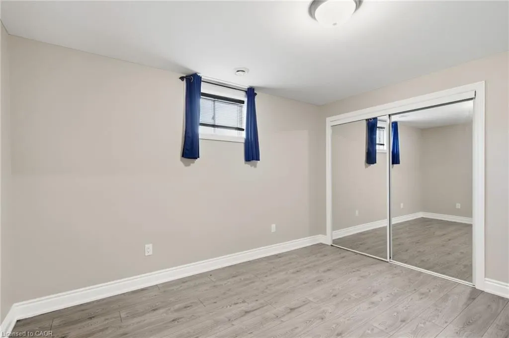 29 Lakeview Lane