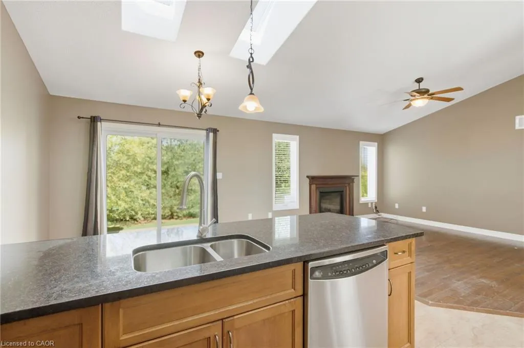 29 Lakeview Lane