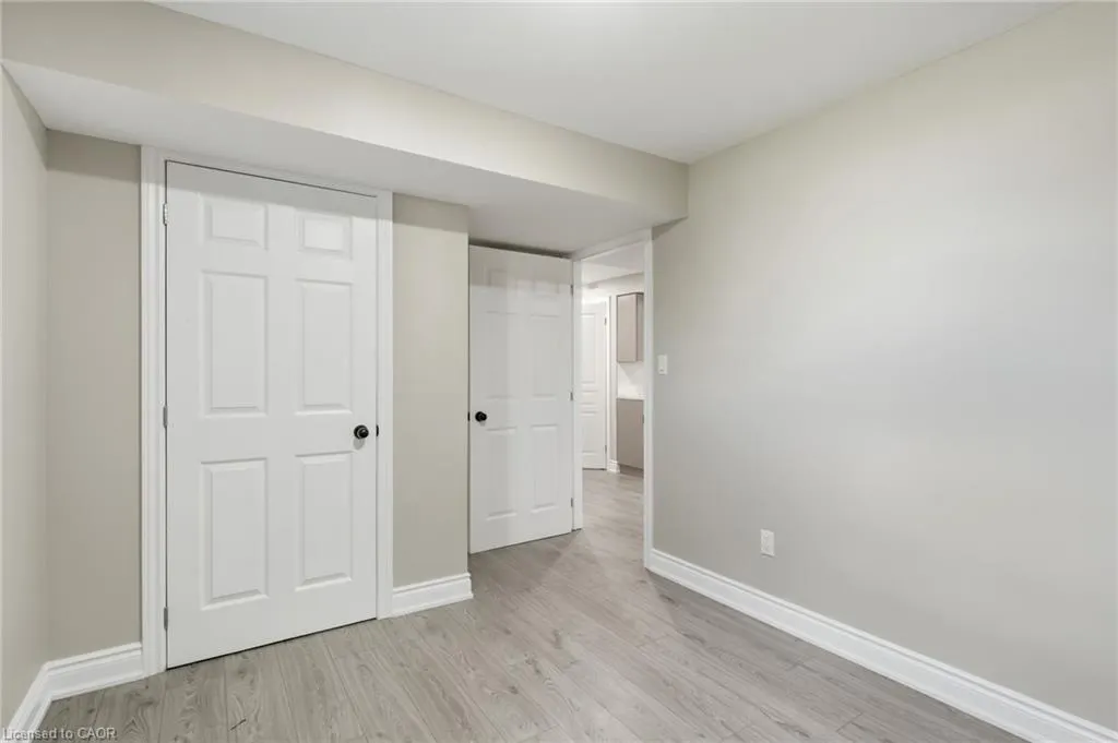 29 Lakeview Lane