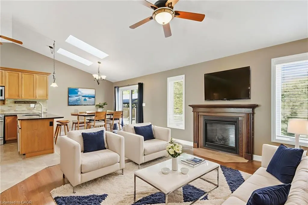 29 Lakeview Lane