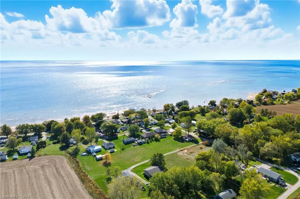 29 Lakeview Lane