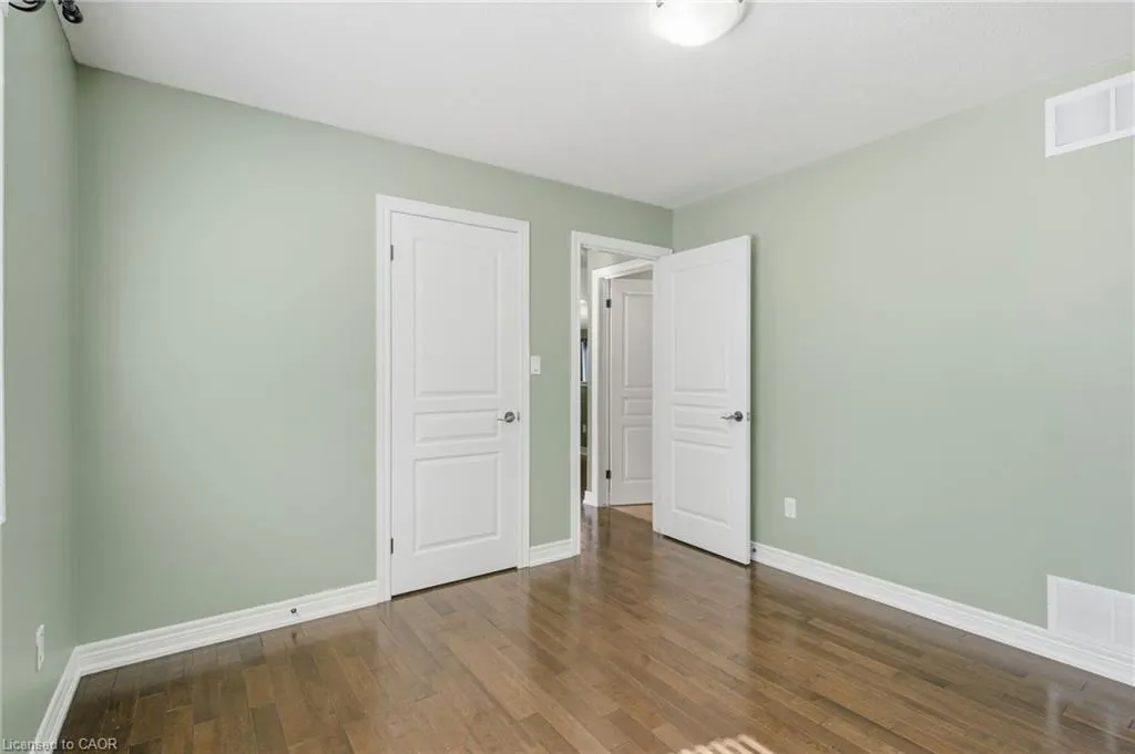 29 Lakeview Lane
