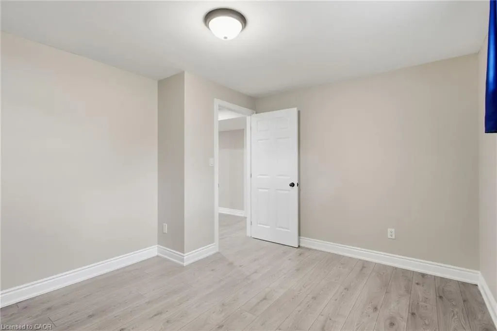 29 Lakeview Lane