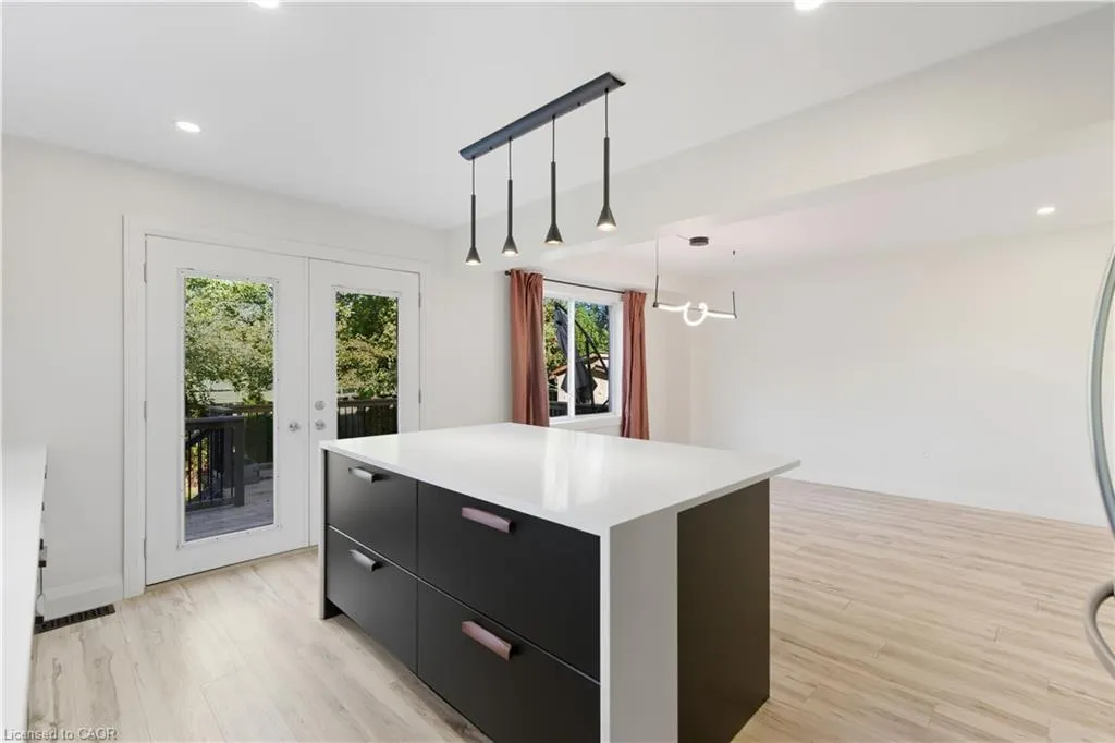 150 East 38th Street