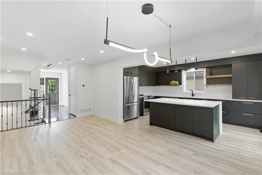 150 East 38th Street