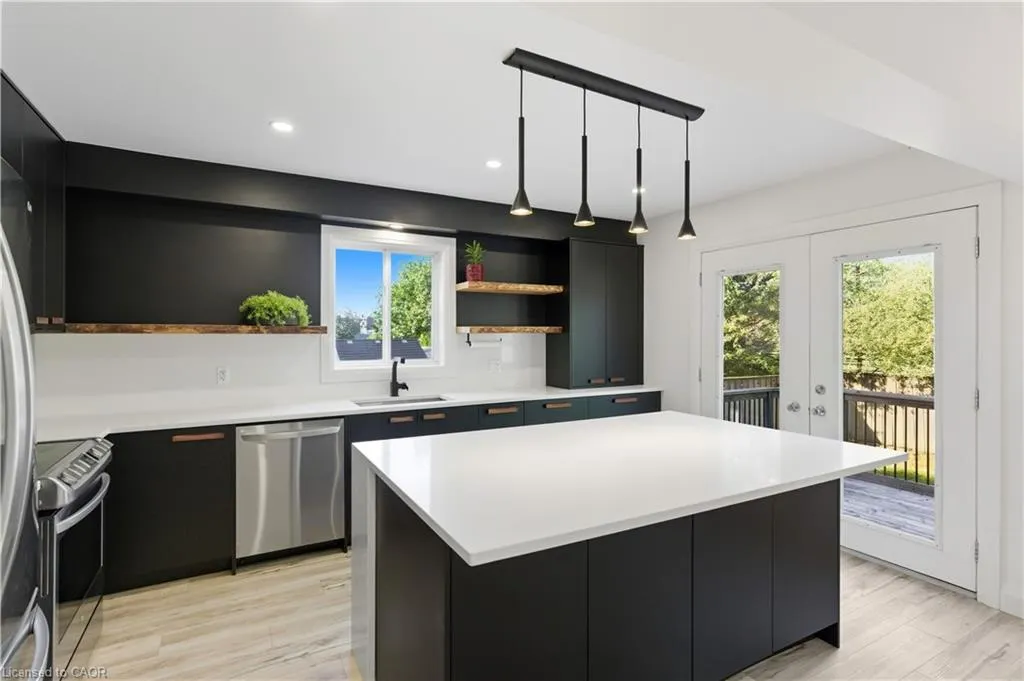 150 East 38th Street
