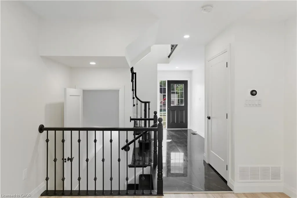 150 East 38th Street