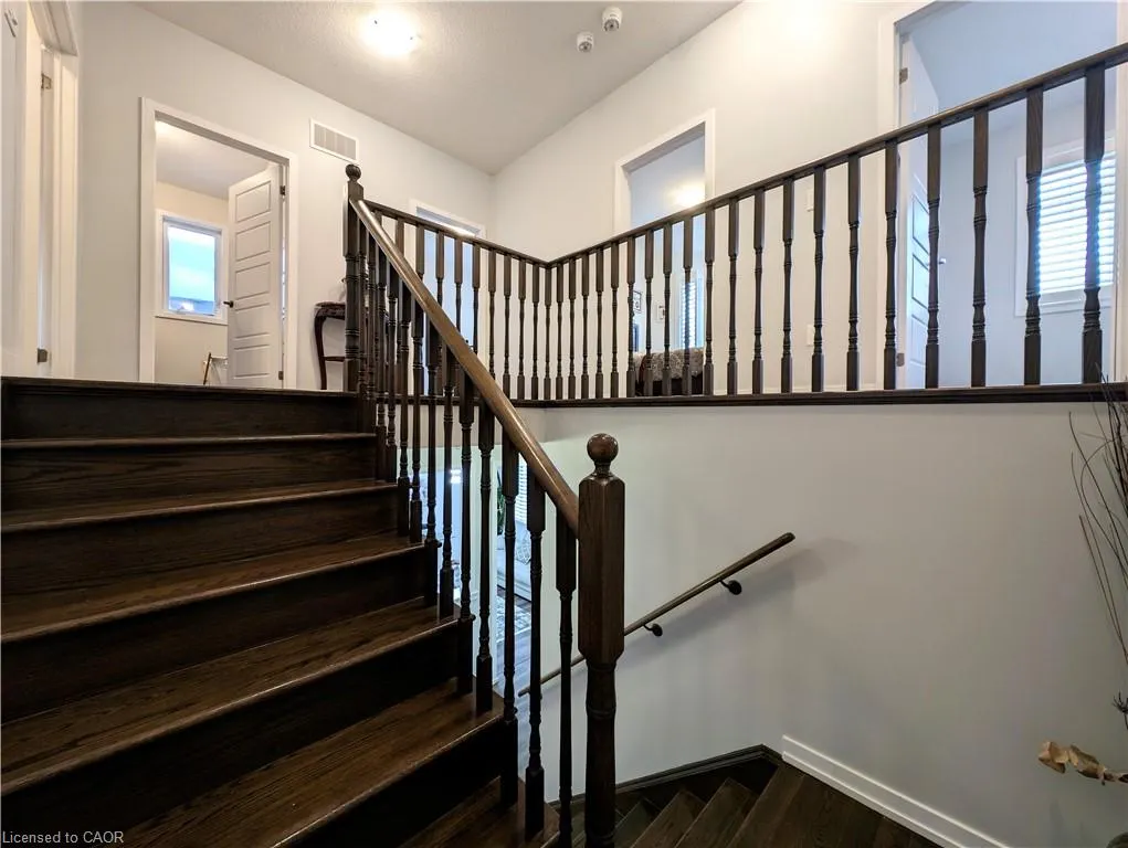 37 Mull Avenue