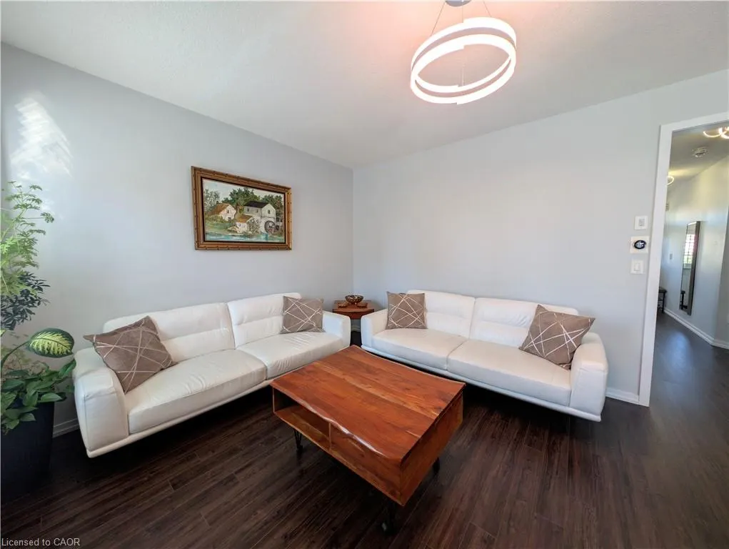 37 Mull Avenue
