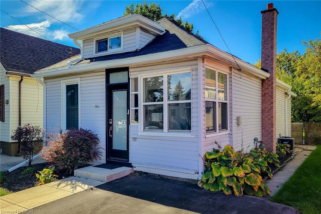 86 East 18th Street