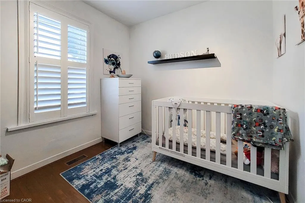 86 East 18th Street