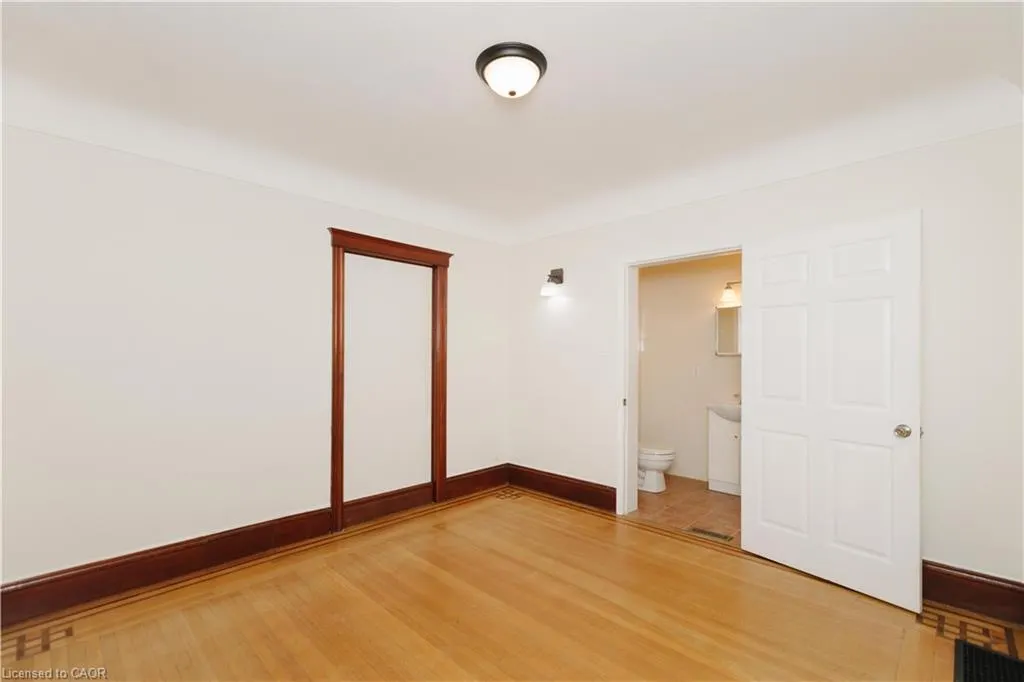 397 Bay Street N, #1