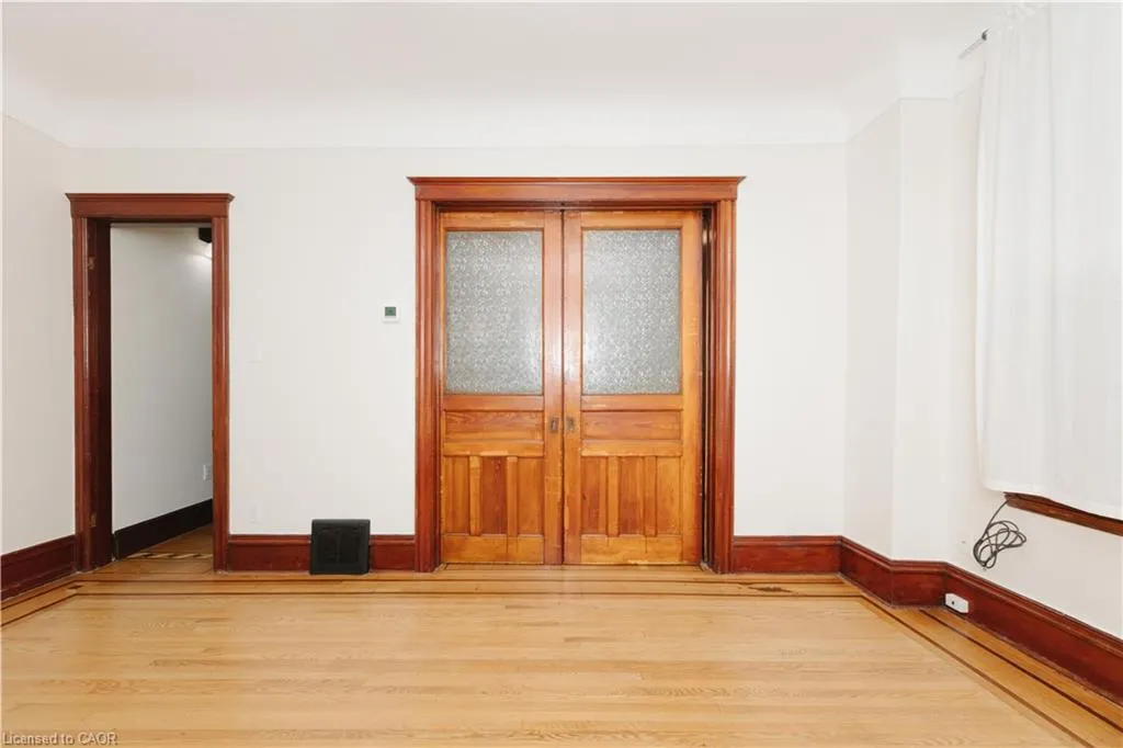 397 Bay Street N, #1