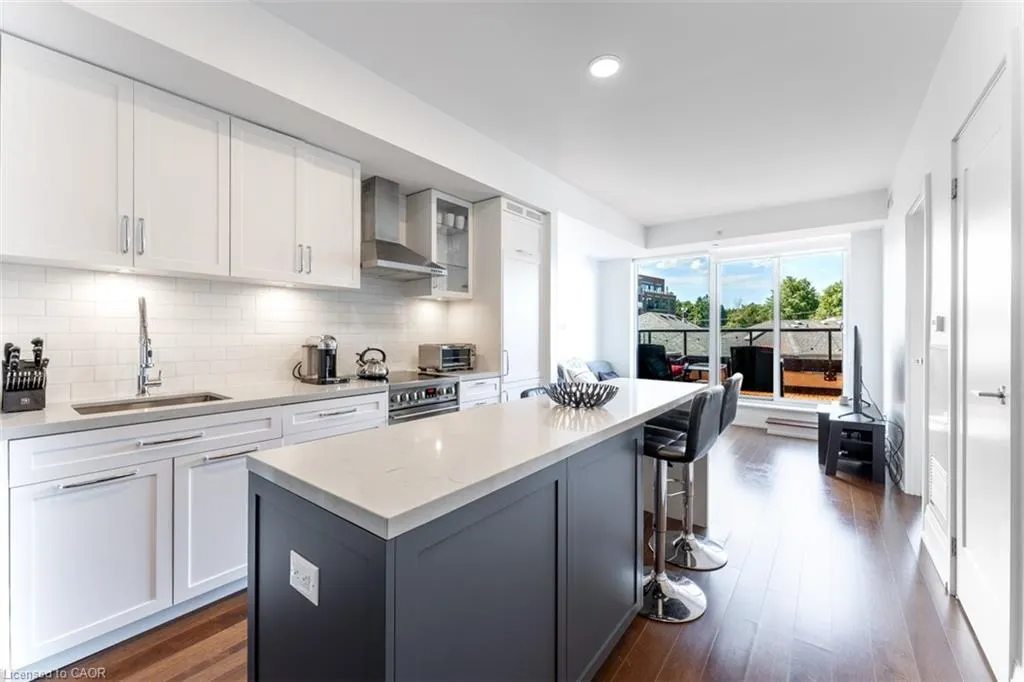 25 Malcolm Road Road, #410