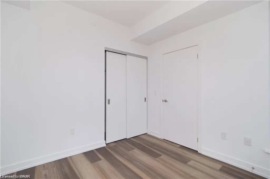 15 Wellington Street S, #1110
