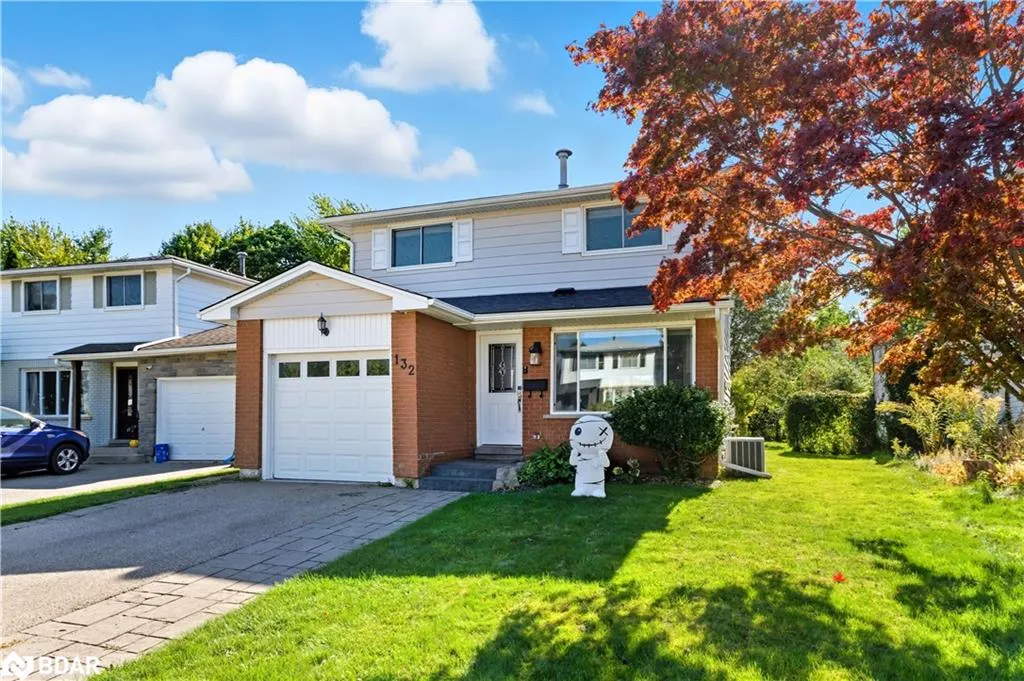 132 Forest Glen Crescent