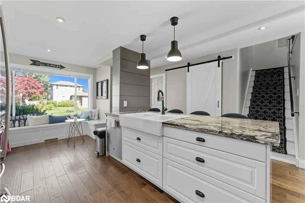 132 Forest Glen Crescent