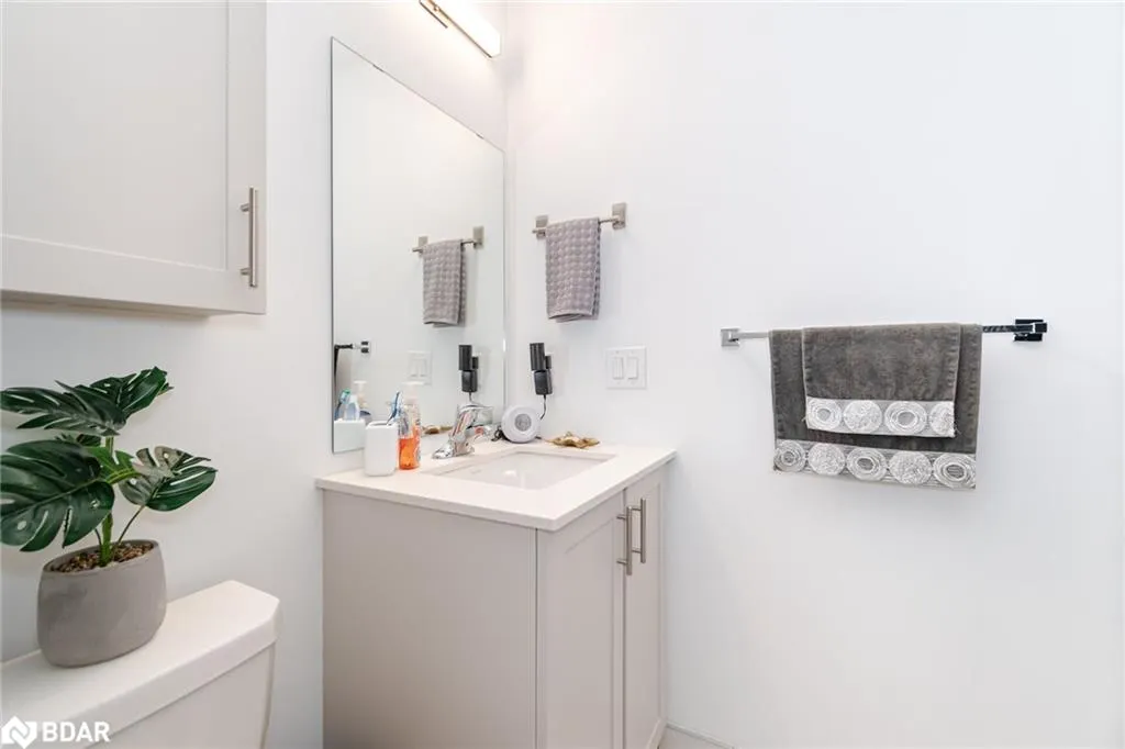 1085 Douglas Mccurdy Common, #111