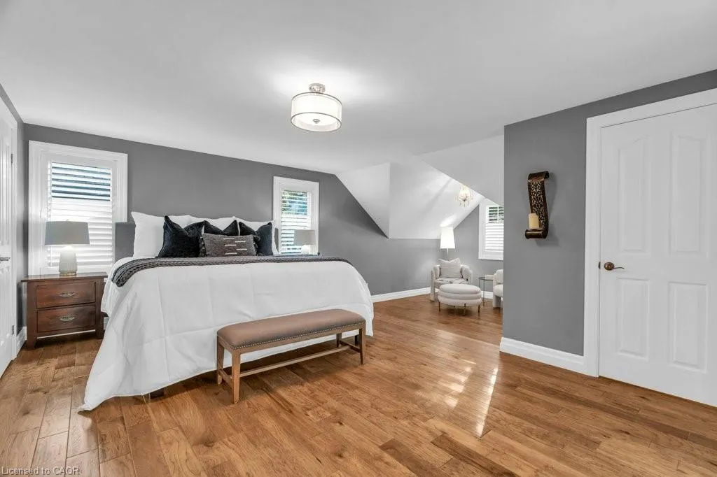 22 Roehampton Court