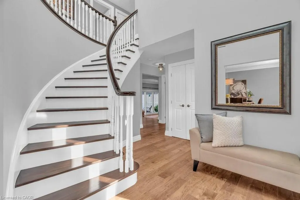 22 Roehampton Court