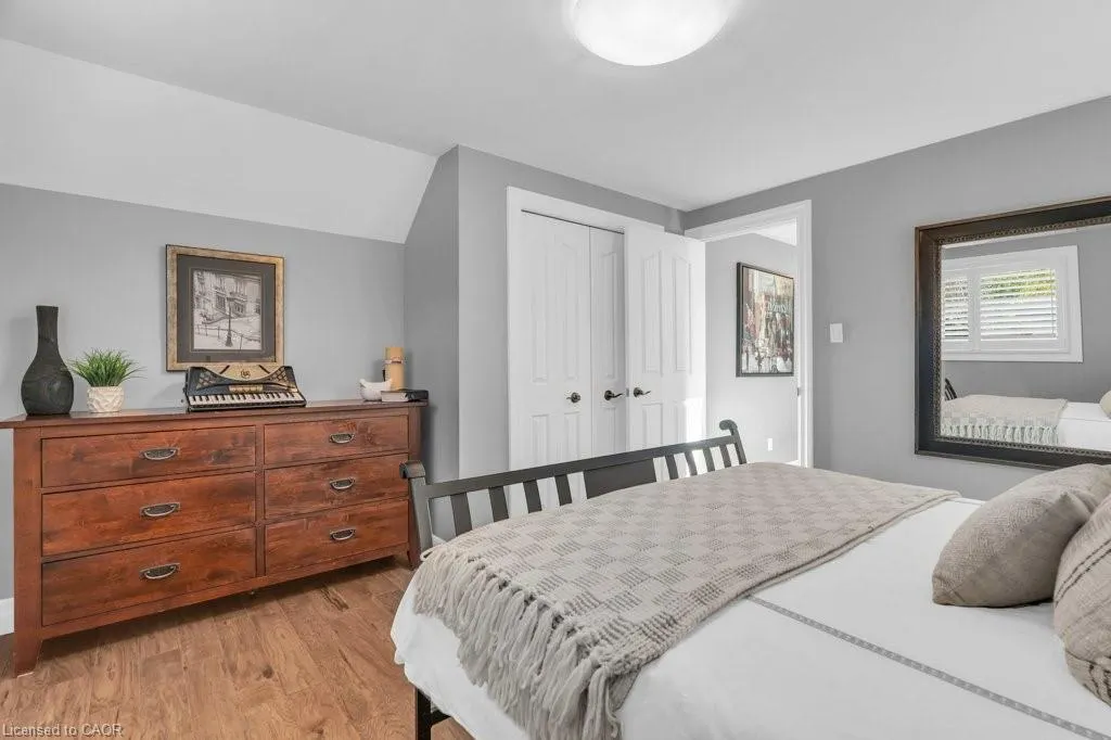 22 Roehampton Court
