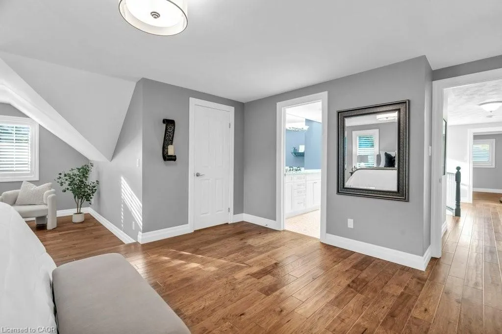 22 Roehampton Court