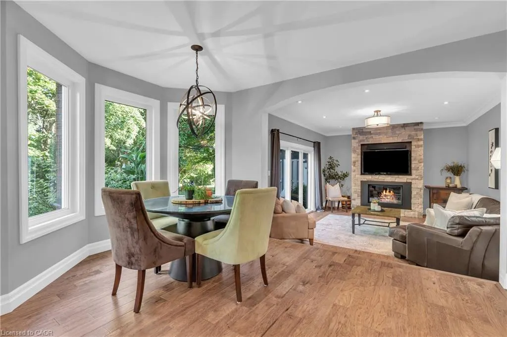 22 Roehampton Court