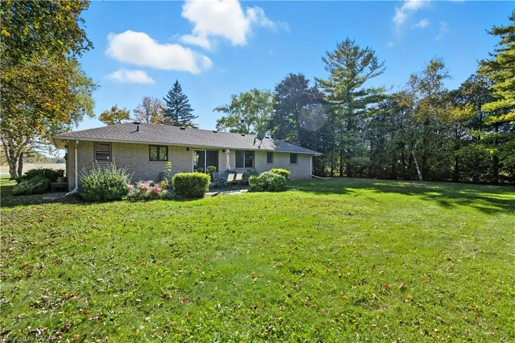 1043 Safari Road