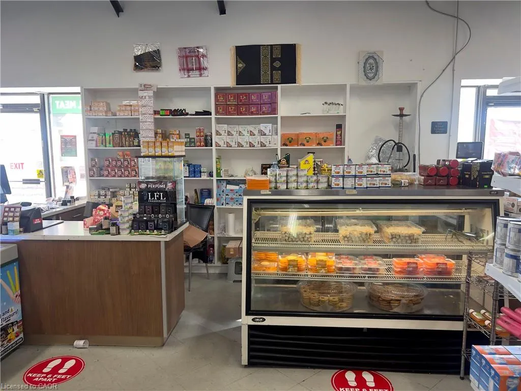 185 King George Road, #B1