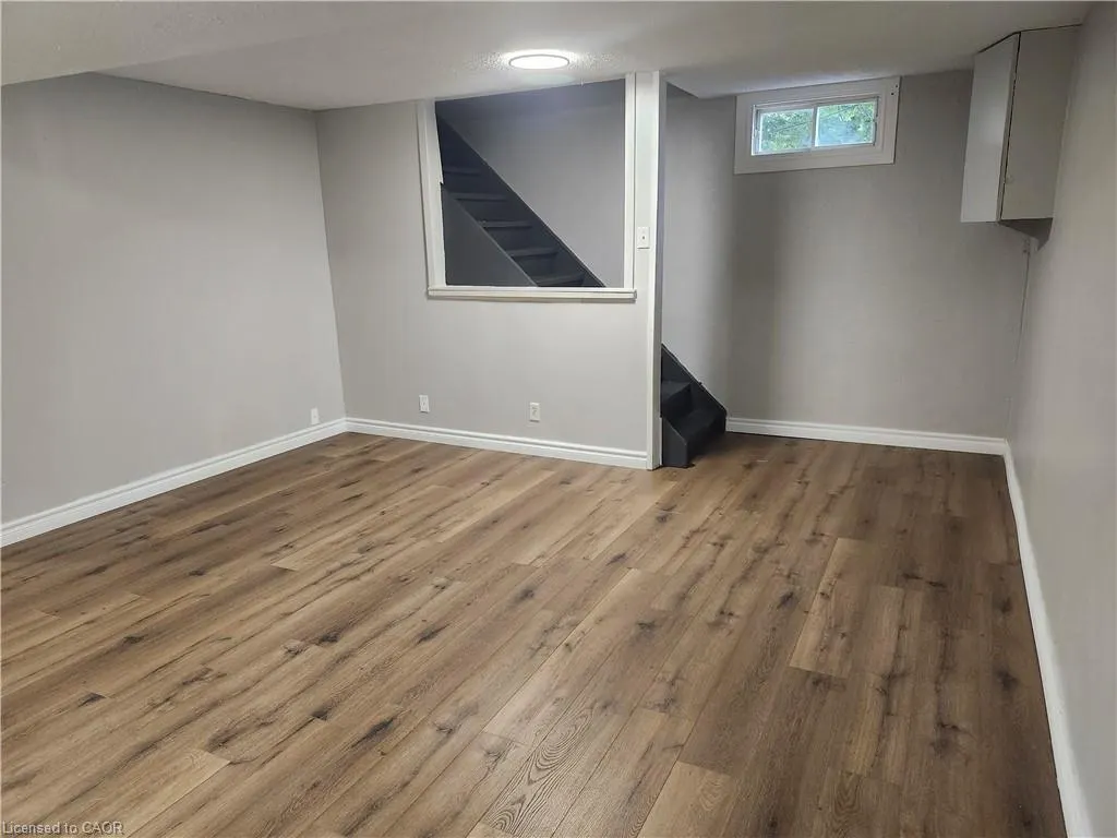 197B Cedarvale Crescent, #Lower